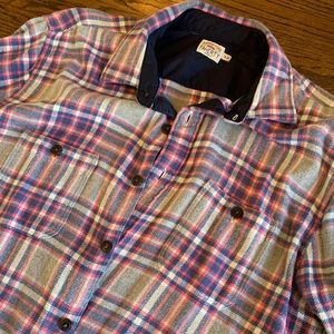 Men’s Flannel Button Down Shirt